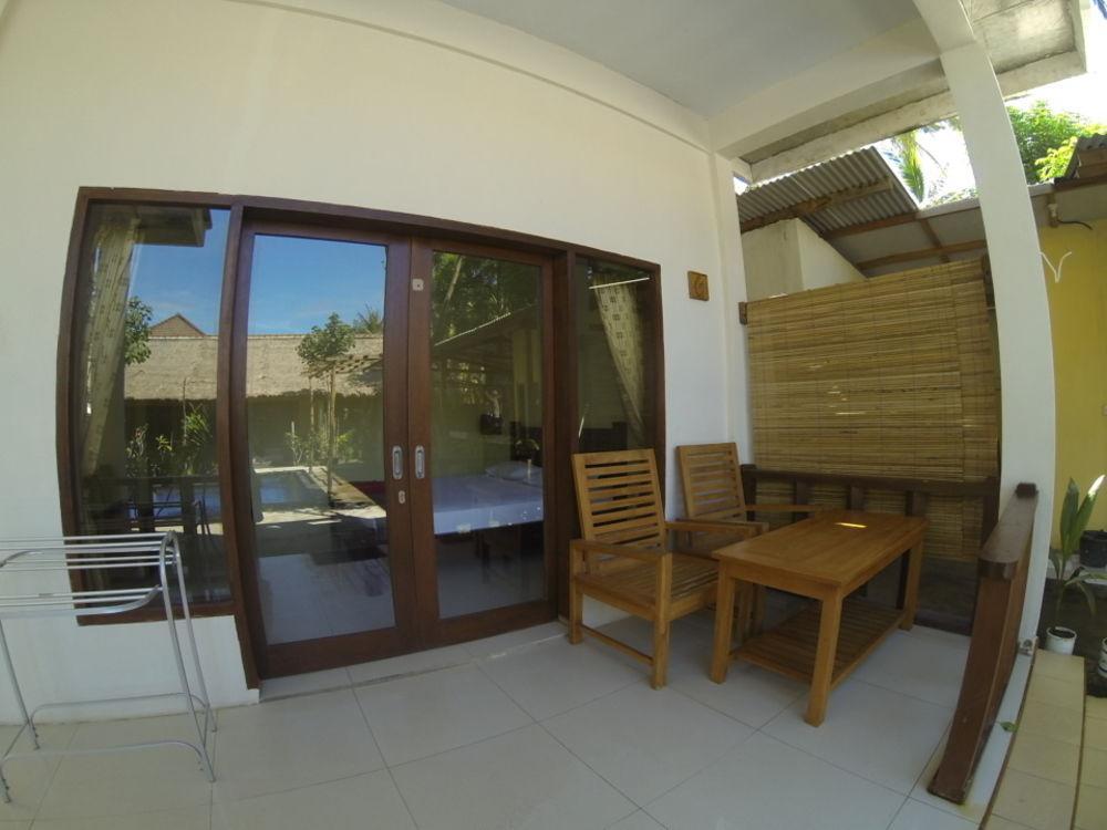 Indigenous Bungalow Gili Trawangan Bagian luar foto